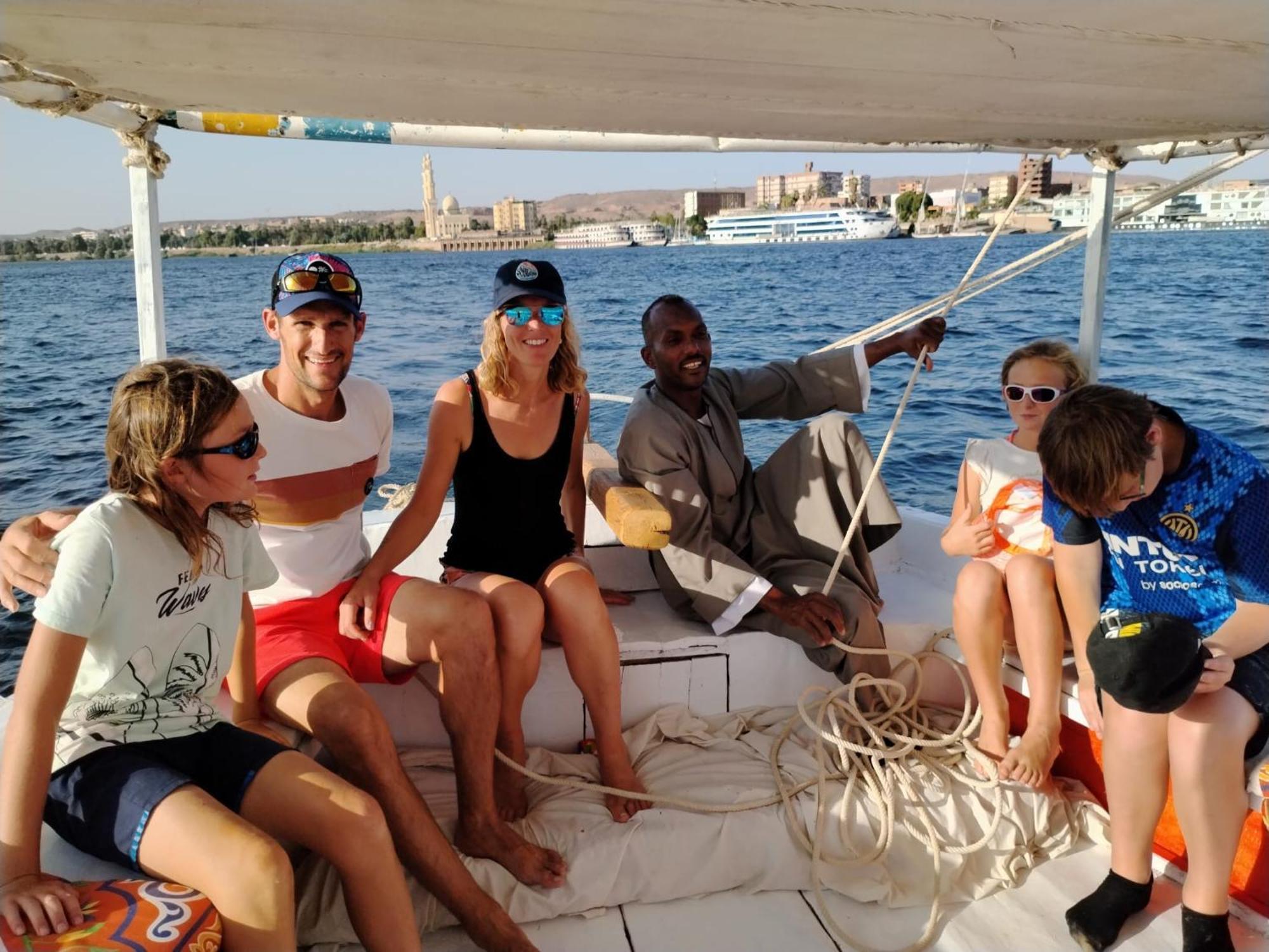 Nile View Guest House Aswan Ngoại thất bức ảnh